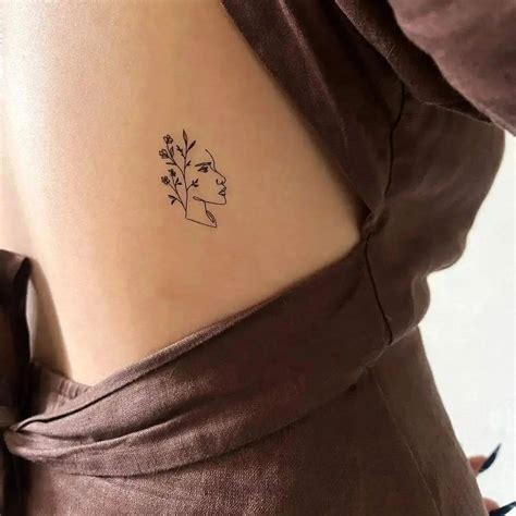 tatuajes pequeos mujer originales|Tatuajes pequeños para mujer: 25 ideas bonitas con。